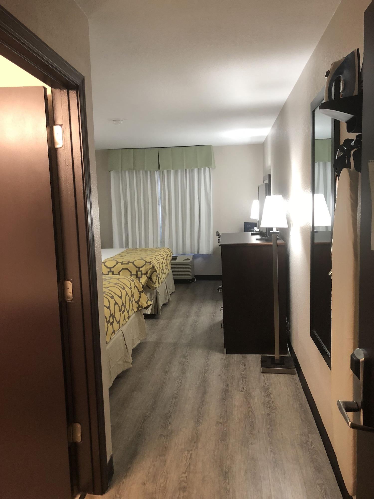 Baymont By Wyndham Phoenix I-10 Near 51St Ave Екстериор снимка
