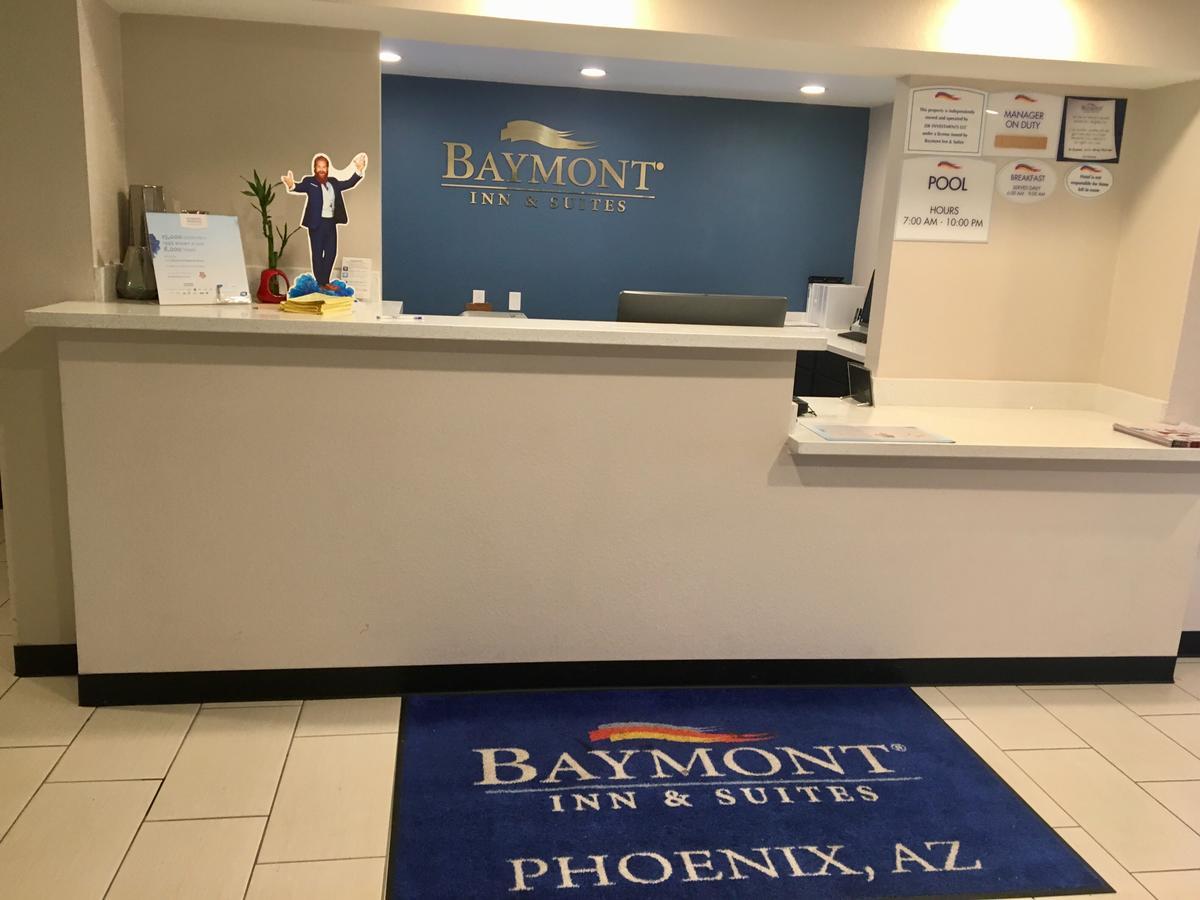 Baymont By Wyndham Phoenix I-10 Near 51St Ave Екстериор снимка
